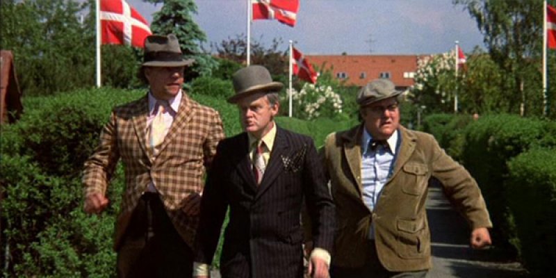 The Olsen Gangs Escape over the Fence  - Gang Olsena filmowa seria komediowa odcinki