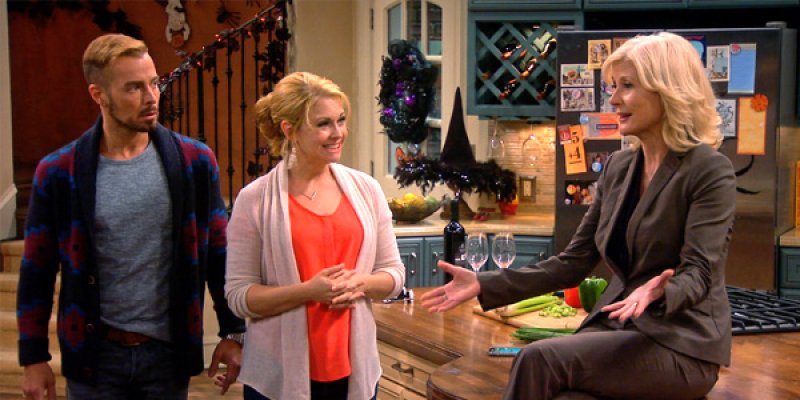 Melissa & Joey tv sitcom 2013